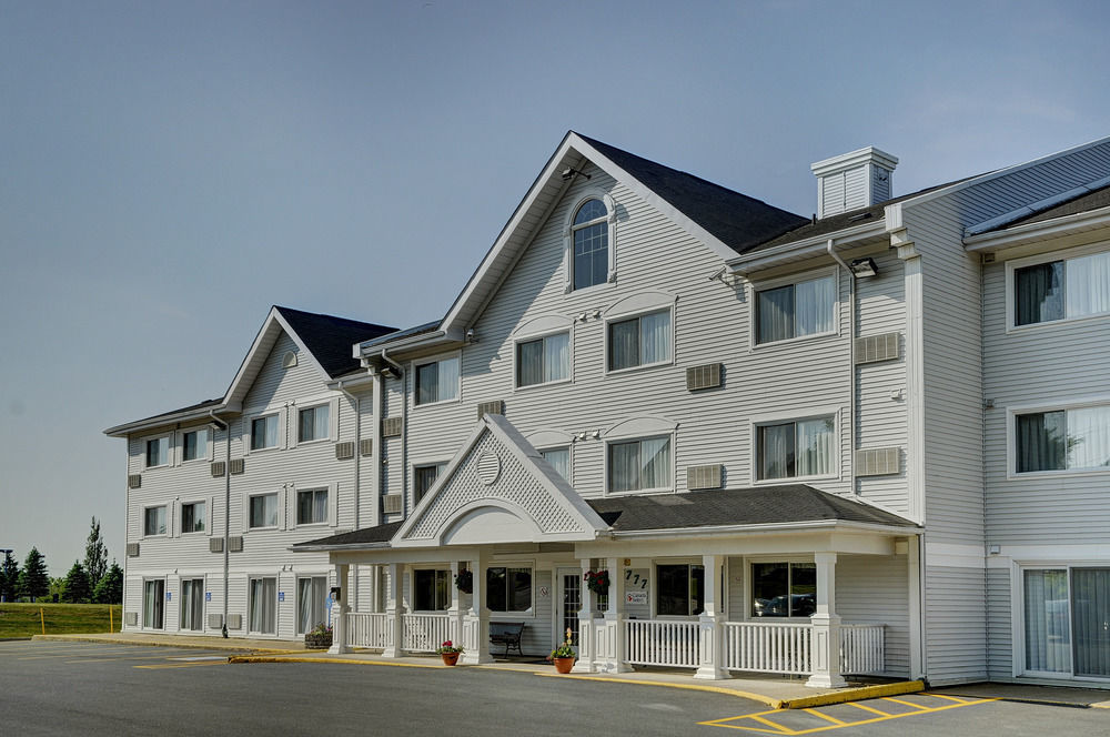 Quality Inn & Suites Батерст Екстер'єр фото